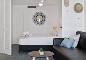 Mooloolaba 8th Floor Unit , Landmark Resort