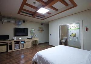 Motel Nine