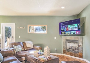 Mountain Getaway with HotTub, Ping Pong, Gym