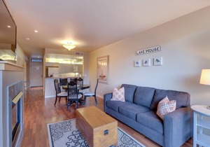 Mountain-view condo with indoor pool & hot tub, private balcony & grill