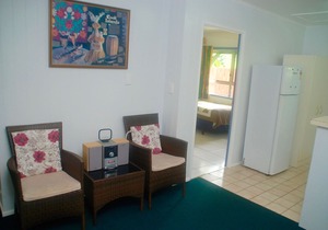 Muri Beach House - Right on the Beach Perfect for families