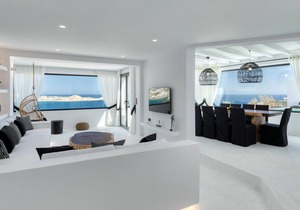 Mykonos Psarou Black Villa Near Nammos