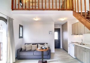 Myrtos Mare Suites - Family Maisonette