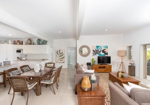 Natura Beach Pool Villa 2