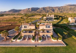 Neapoli Villas