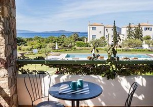 Neapoli Villas