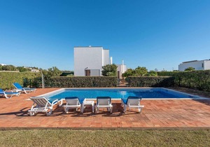 Near Salgados Beach and Golf Course, Private Pool