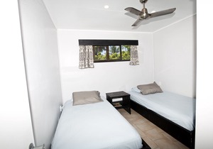 Nevaeh Holiday Home + Pool