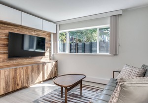 NEW - Luxury 2 bedroom in Downtown Vancouver
