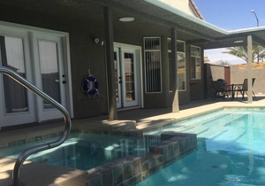 Newly Remodeled Home minutes away from strip