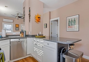 Newly Updated Condo w/Pool - Steps to Boatslip!