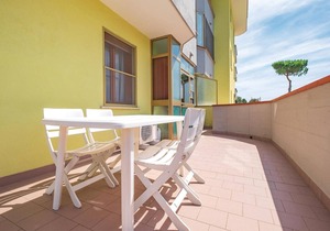 Nice apartment in Lido delle Nazioni FE