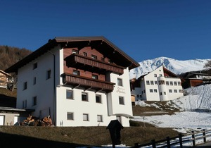 Nice apartment for 4 guests with WIFI, TV and balcony