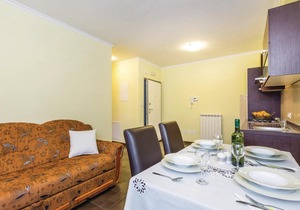 Nice apartment in Calvle with WiFi