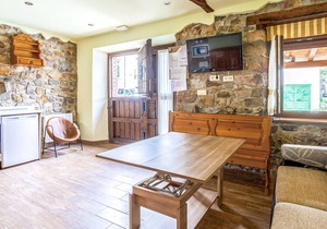 Nice, barrier-free apartment with terrace.