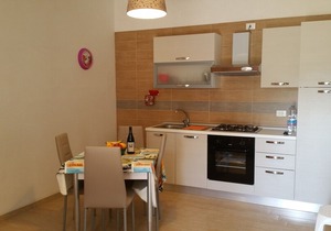 Nice brand new apartment near the sea and the center.