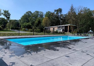 Nice chalet with garden, on the edge of the forest