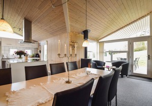 Nice home in Ejstrupholm with sauna