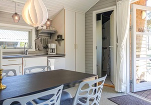 Nice home in Nexø with WiFi