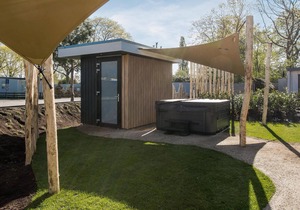 Nice home in Voorthuizen with WiFi