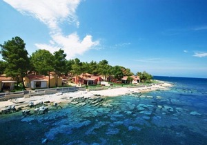 Nice traditional villa with a terrace and WiFi 2km from Umag