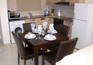 Nissi Elena A15 Top floor apartment with seaviews and large balcony....