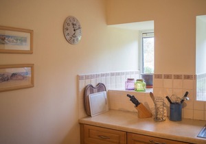 No 4 Old Manor Ballynahinch - sleeps 6 guests in 3 bedrooms