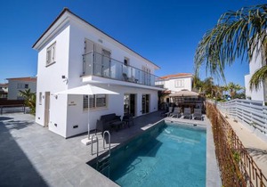 No.7 Athena Beach Villa, Pernera