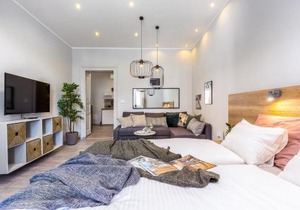 Number 1 Deluxe Apartments