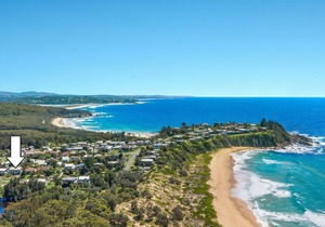 Number 8 @ The Point - 200 metres to the beach