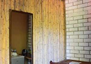 Nxabii Cottages: Cottage 1 (Standard Cottage)