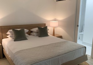 Oasis 19, Hamilton Island