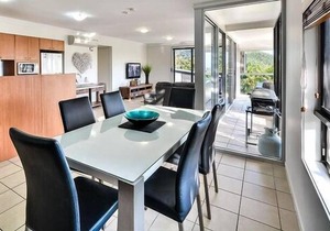 Oasis 6 - Hamilton Island