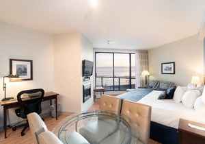 Ocean Promenade Hotel
