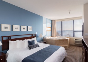 Ocean Promenade Hotel