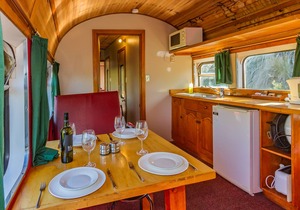 Ohakune Train Stay - Carriage A
