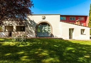 Olivo Stylish Apartment, elegant 80 sqm flat with double bedroom and private bathroom, living ro.