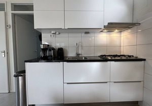 On a small vacation park, quiet, detached house with large garden