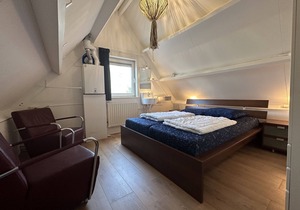 On a small vacation park, quiet, detached house with large garden