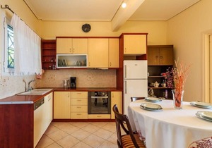 On the Beach - Akroyali Family Lodging