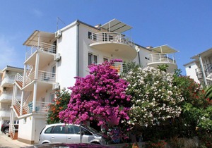 One bedroom apartment with balcony Rastići, Čiovo (A-6863-d)