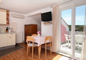 One bedroom apartment near beach Artatore, Lošinj (A-8023-b)