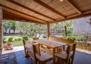 One bedroom apartment with terrace Punta križa, Cres (A-867-b)