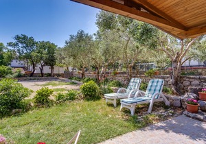 One bedroom apartment with terrace Punta križa, Cres (A-867-b)