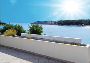 One-Bedroom Apartment in Simuni