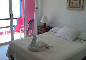 One Bedroom Apartment On the Beach