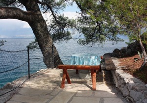 One bedroom apartment near beach Cove Pobij, Hvar (A-5712-c)