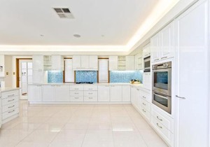 One Mile Mansion - Private Coastal Retreat