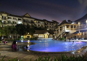 One oasis A10 3mins walk SM Mall,free pool - wifi