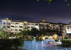 One Oasis A6 Free Pool 5mins walk SM Mall